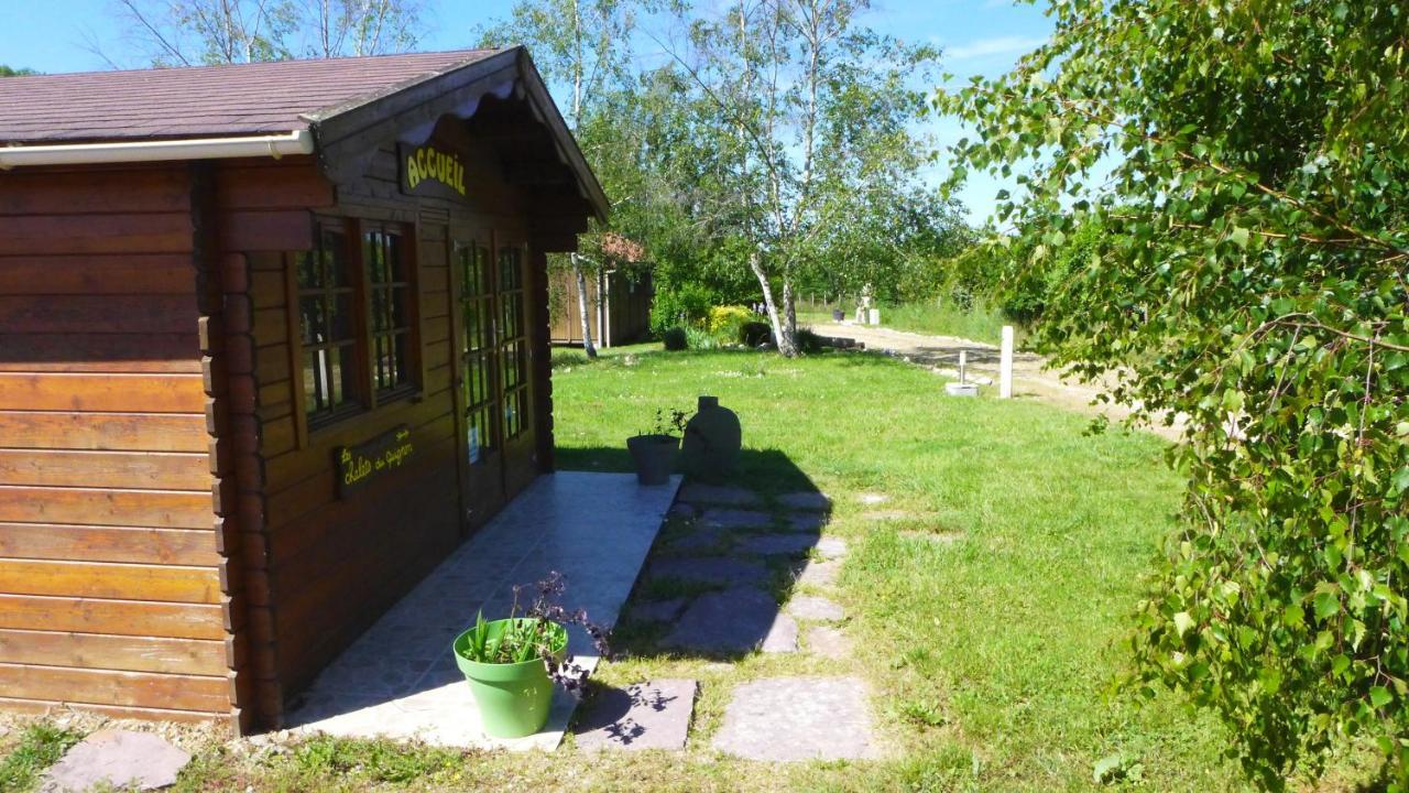 Les Chalets Du Quignon Autry-le-Chatel Exterior foto